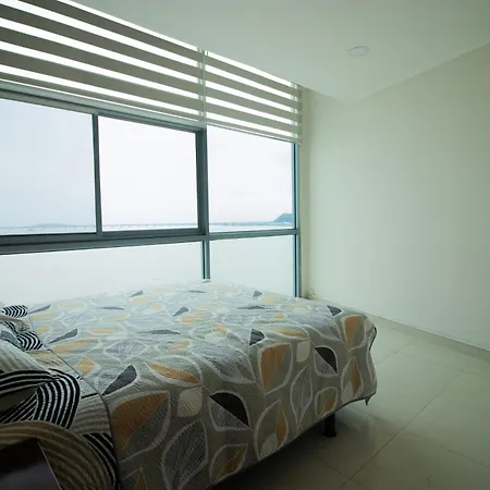 Vista Frente Al Rio, Exclusivo Con Piscina Apartment Guayaquil Exterior photo
