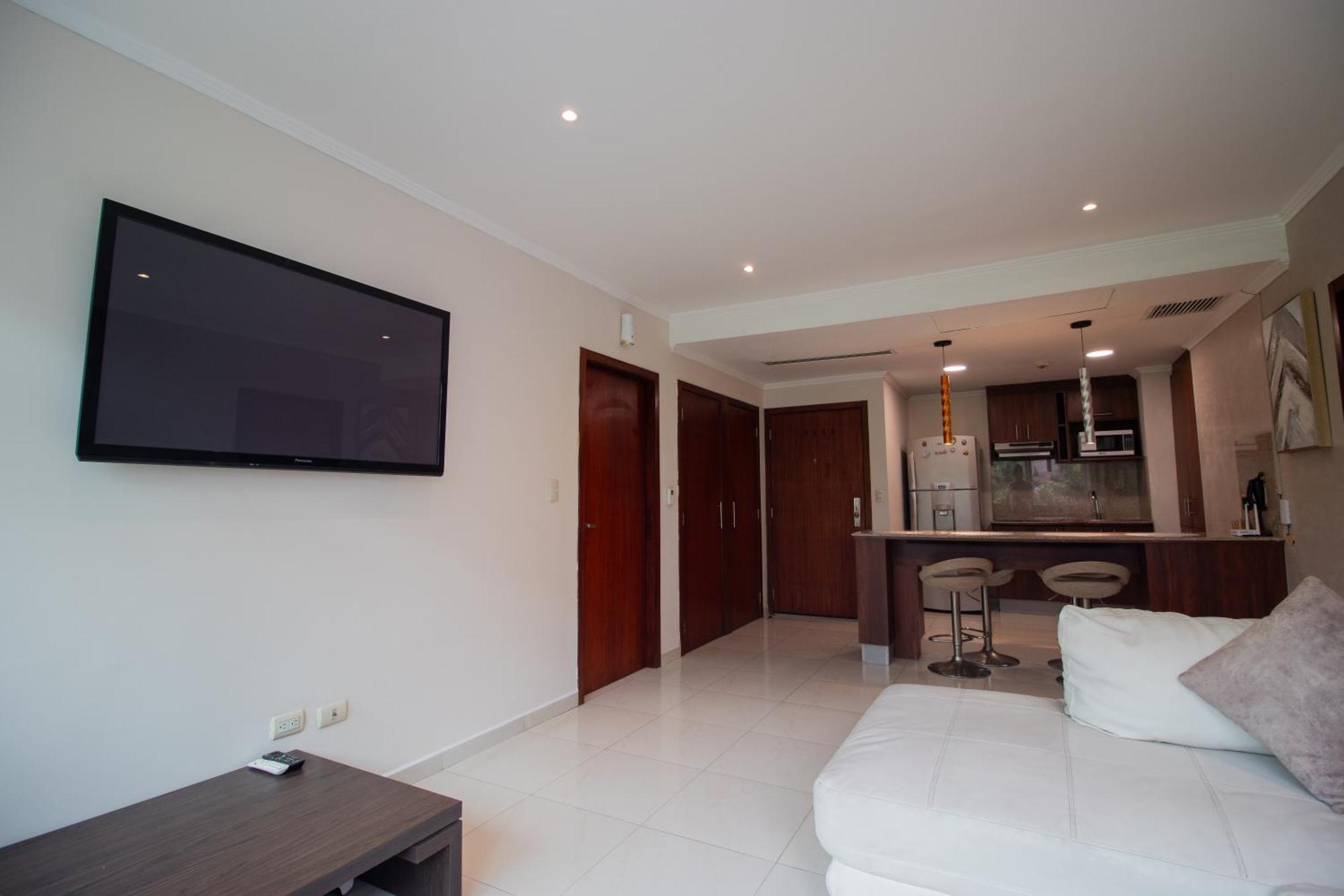Vista Frente Al Rio, Exclusivo Con Piscina Guayaquil