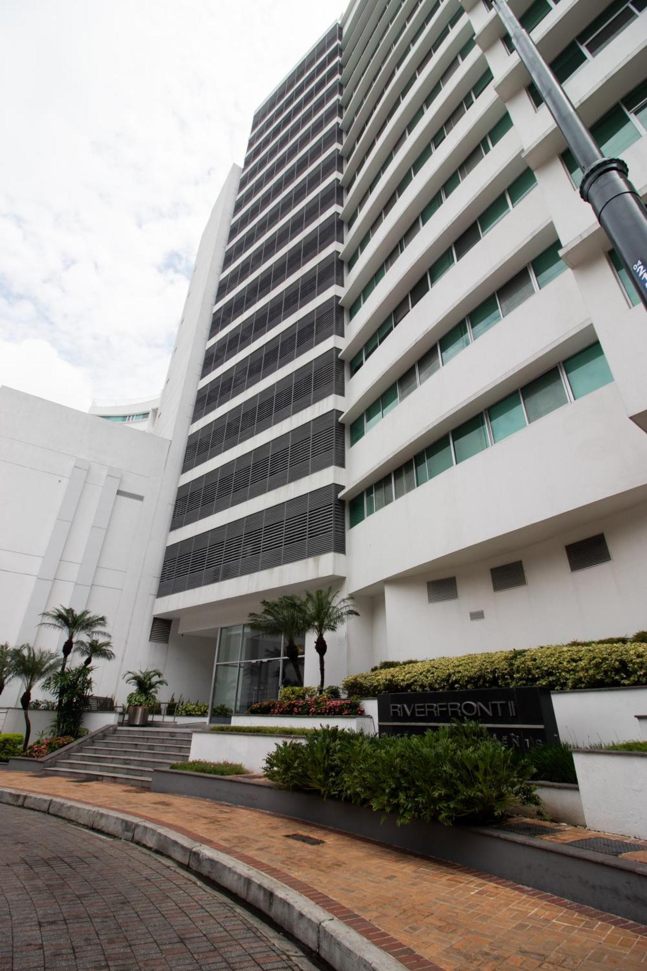 Vista Frente Al Rio, Exclusivo Con Piscina Apartamento